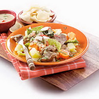 Recept van Hutsport met pittige hachee op Receptenenzo